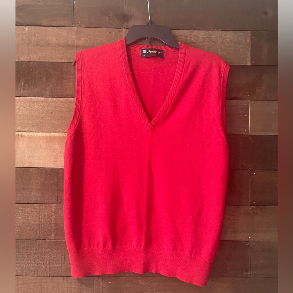 PULLIGAN - Sleeveless Sweater - Excellent Condition